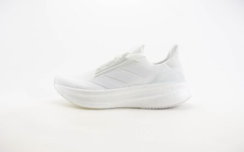 阿迪达斯adidas Ultraboost 5X纯原版本纯白爆米花跑鞋 莆田阿迪达斯代理 货号：JH7245