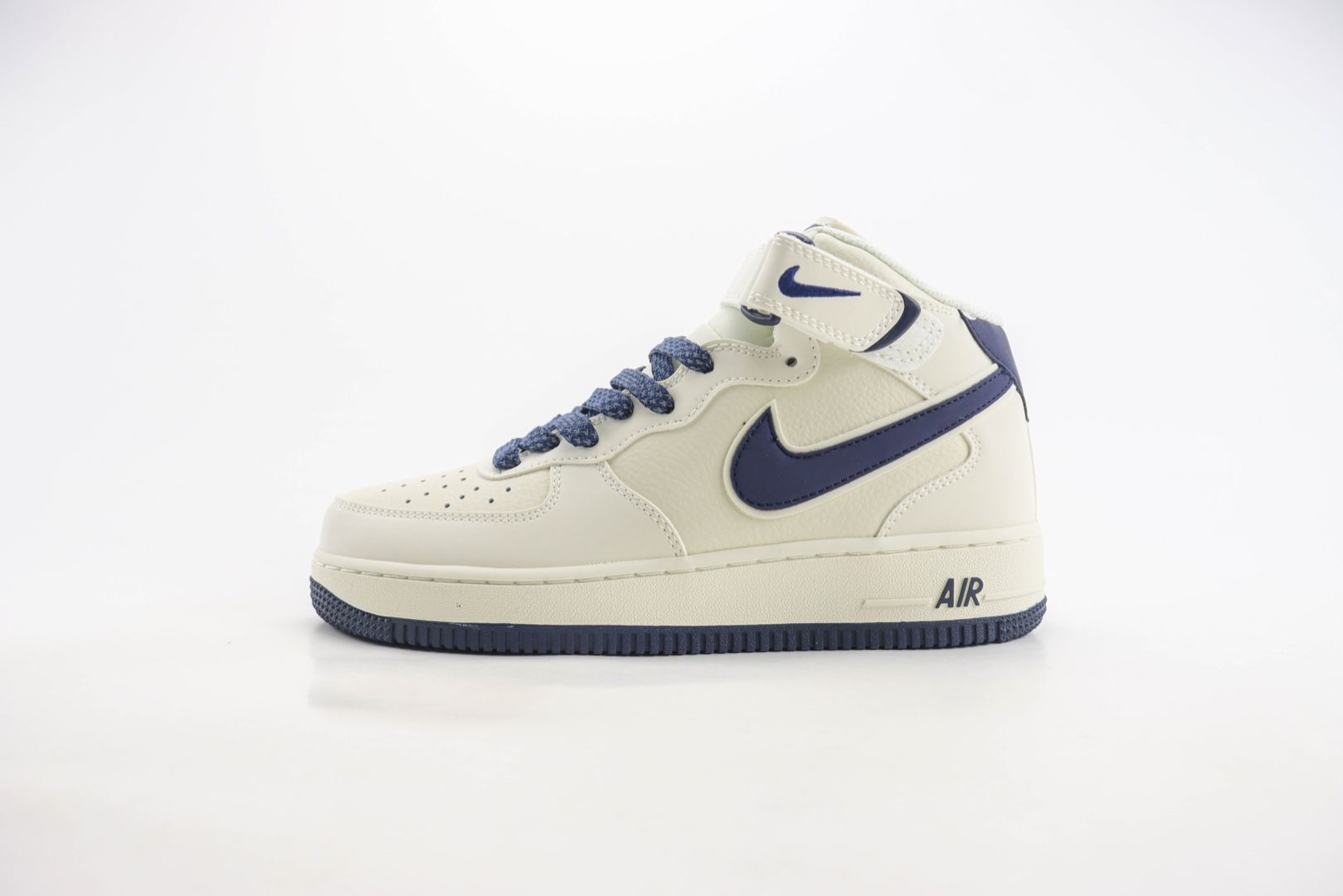 耐克Nike Air Force 1 Mid纯原版本空军一号AF1米深蓝中帮运动板鞋 莆田耐克代理 货号：SH0235-566