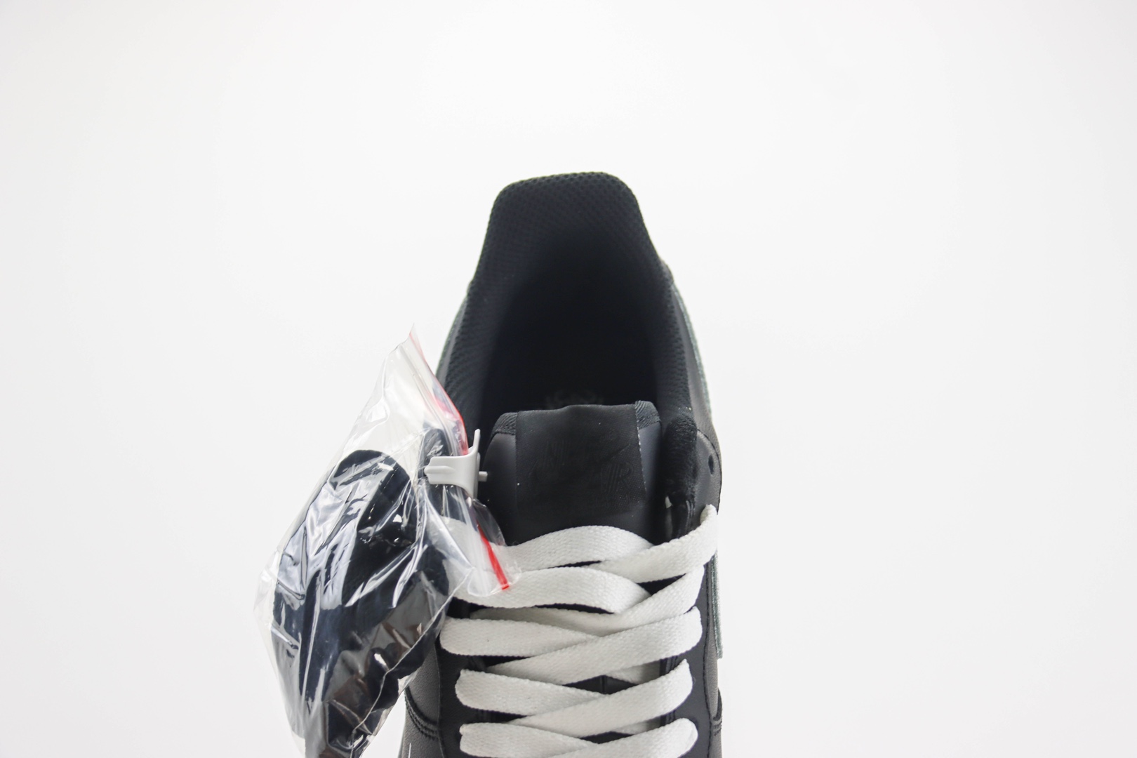 耐克Nike Air Force 1纯原版本空军一号AF1黑色闪银勾休闲板鞋 莆田天花板AF1 货号：CW2288-023