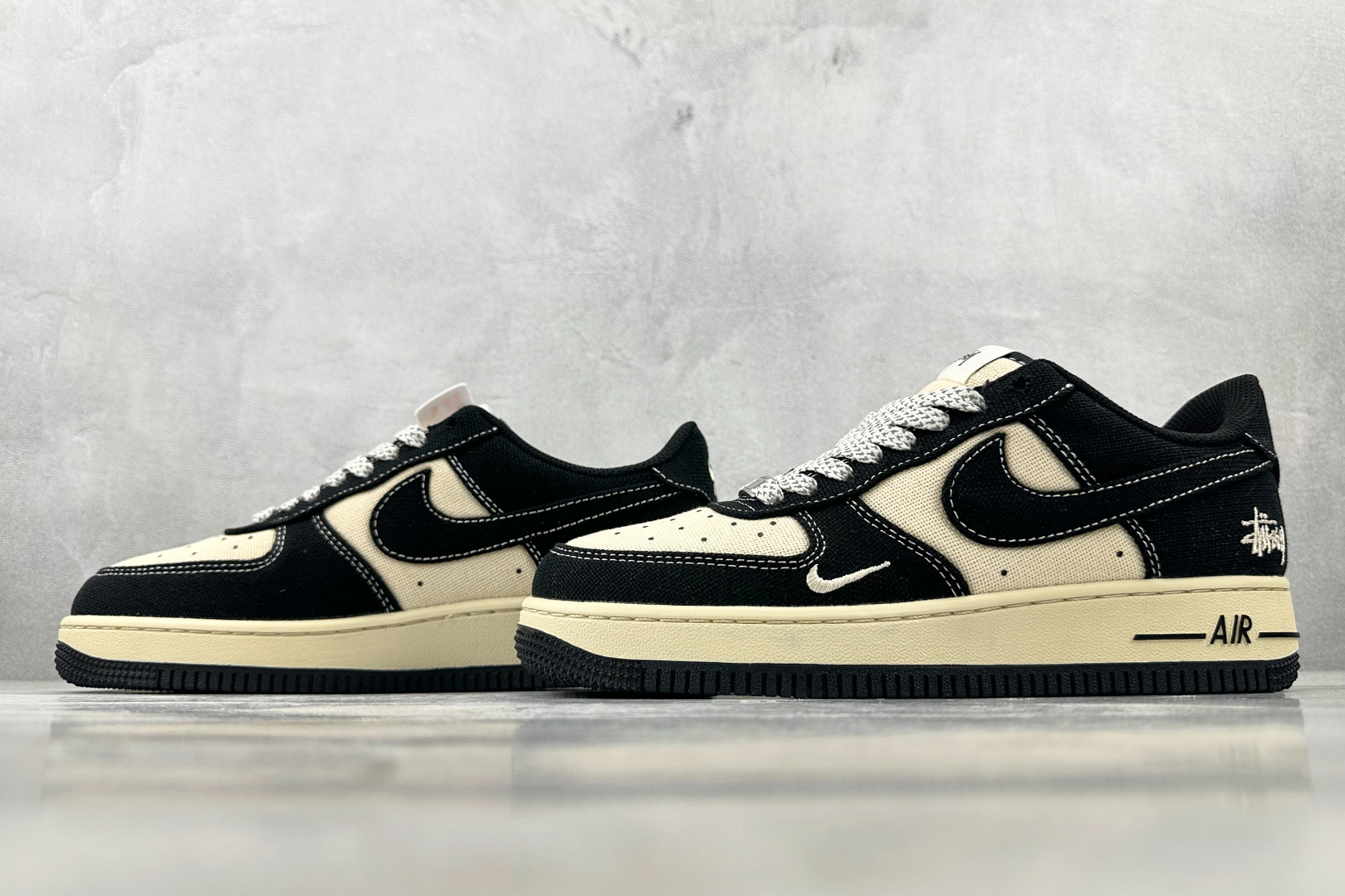 耐克Stussy x Nike Air Force 1'07纯原版本斯图西联名空军一号AF1米黑棉麻低帮板鞋 莆田耐克货源 货号：XX3168-156