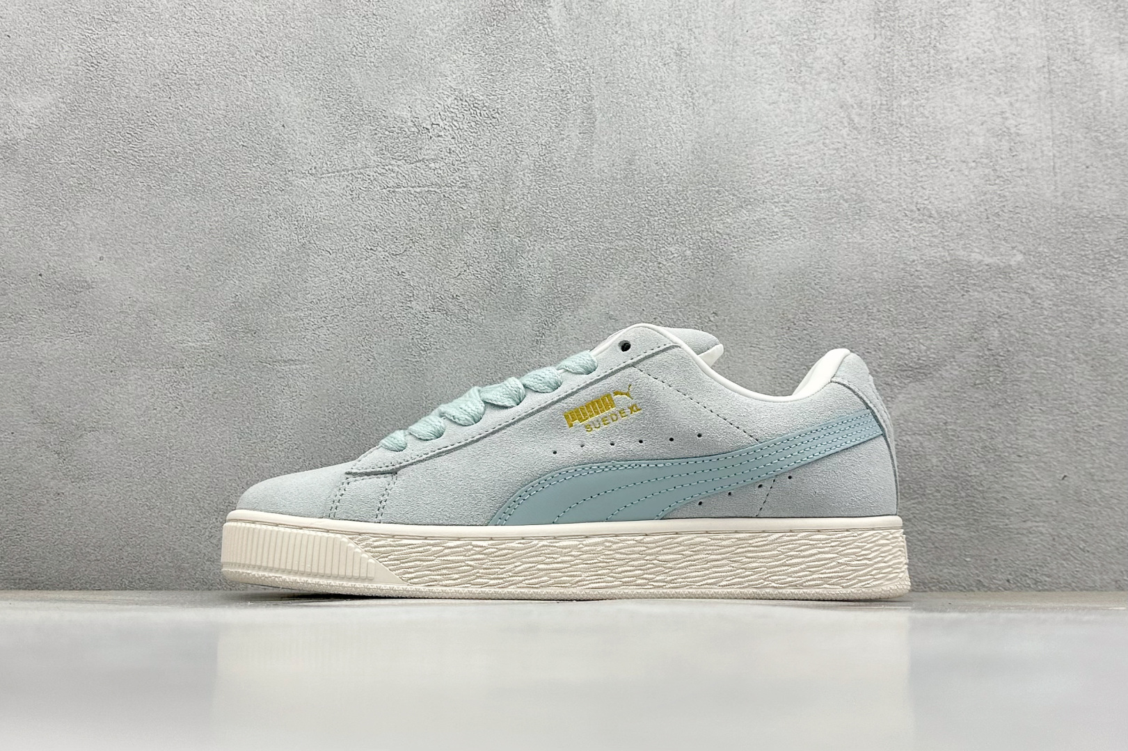 彪马Puma Suede XL纯原版本浅蓝色金标防滑低帮板鞋 莆田复刻鞋货源 货号：395205-10