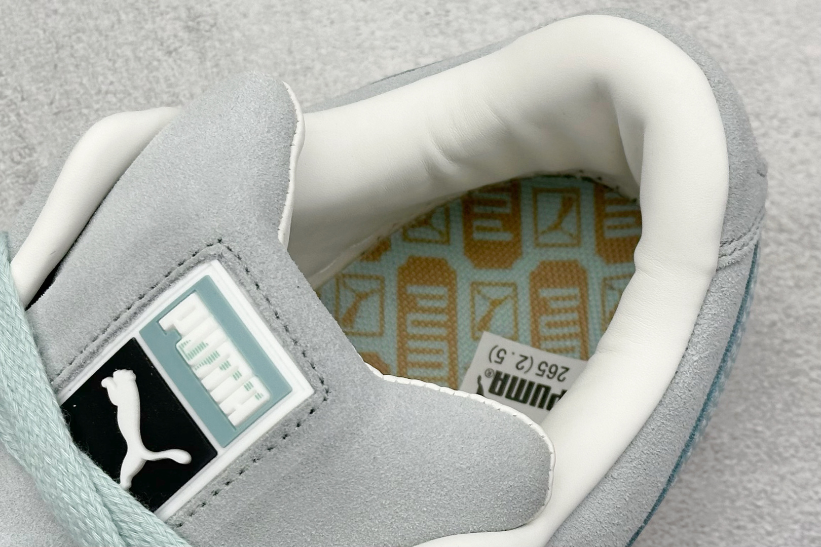 彪马Puma Suede XL纯原版本浅蓝色金标防滑低帮板鞋 莆田复刻鞋货源 货号：395205-10